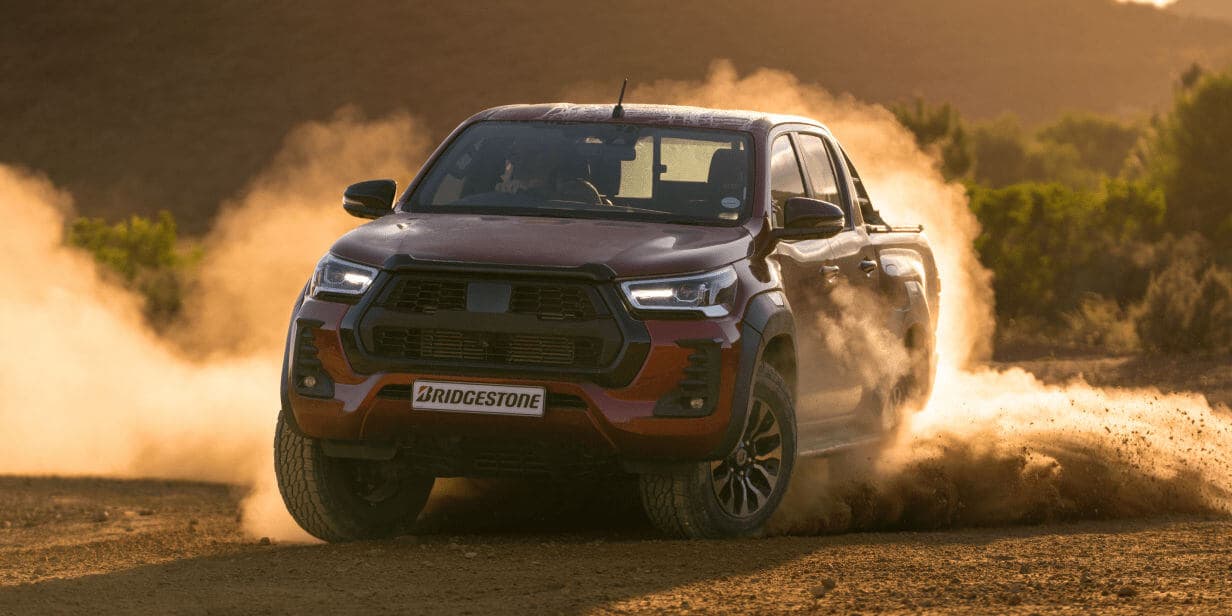 Bridgestone Dueler A/T 002 4 Mevsim AT Lastik